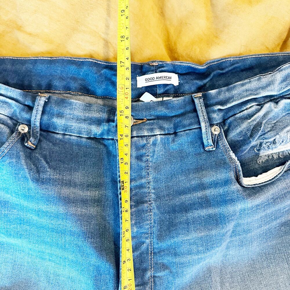 Good American Good Legs Crop High Rise Skinny Jeans Distressed Womens Size 22 - Picture 8 of 9